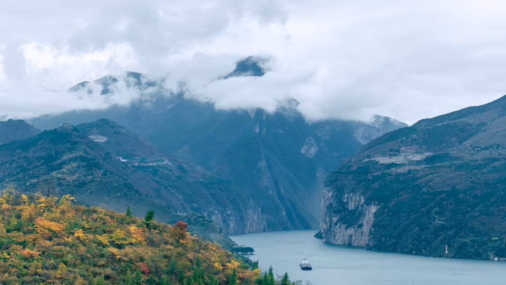 iDiMi-Sungai Yangtze dan Sungai Kuning Tidak Akan Mengalir Mundur